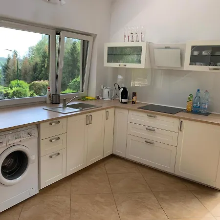 Lesny بيت للعطل *