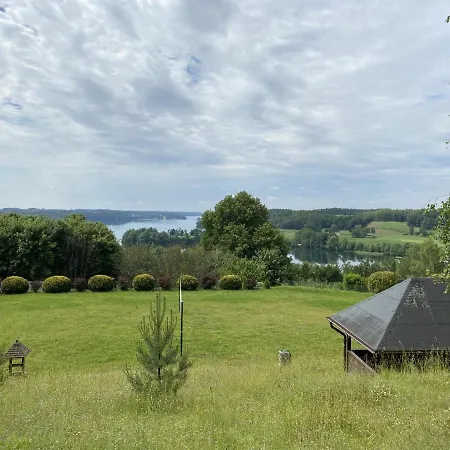 Lesny بيت للعطل