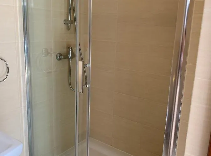 بيت للعطل Lesny