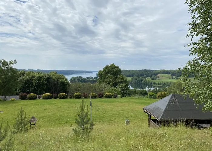 Lesny بيت للعطل